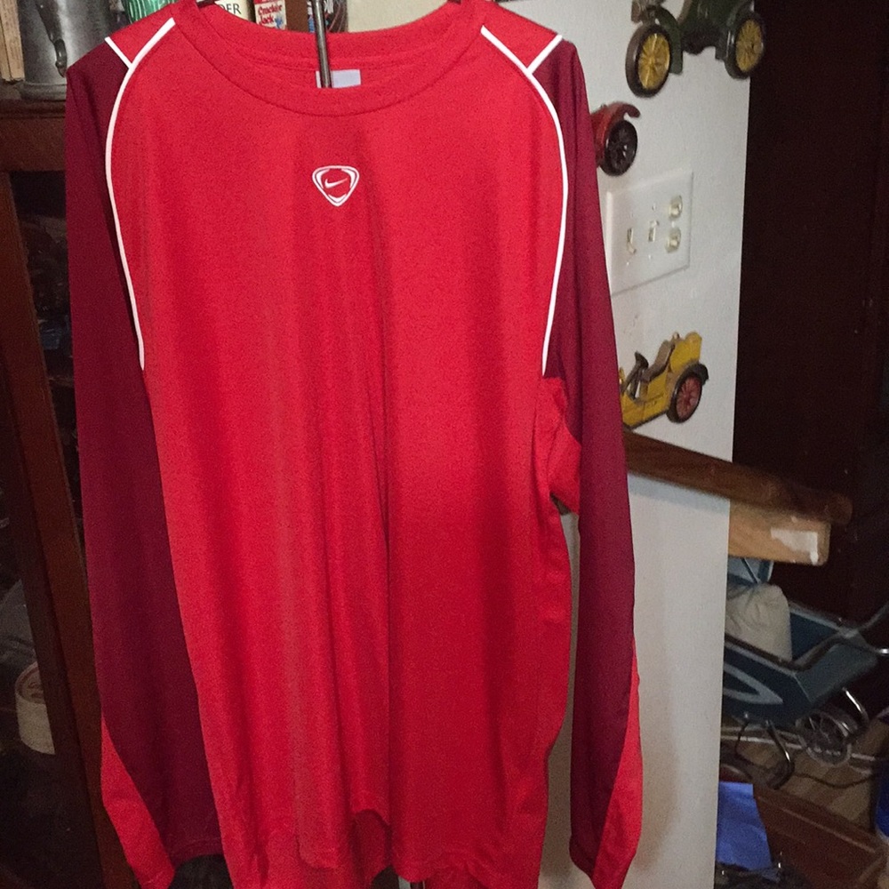 Nike long sleeve shirt two tone